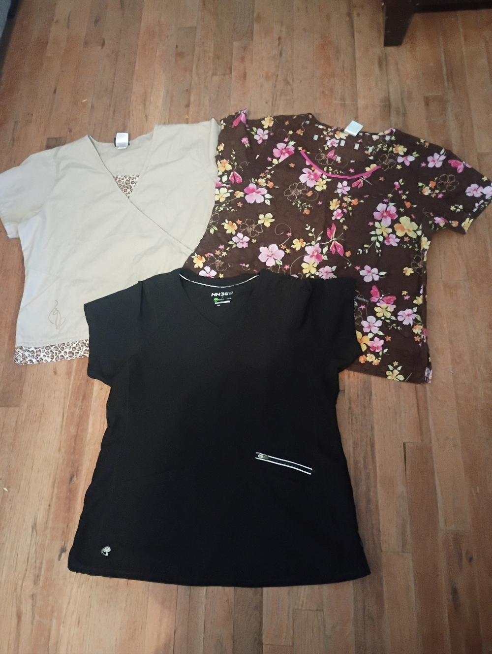 Women’s Scrub Top Lot – XL (3 Tops)